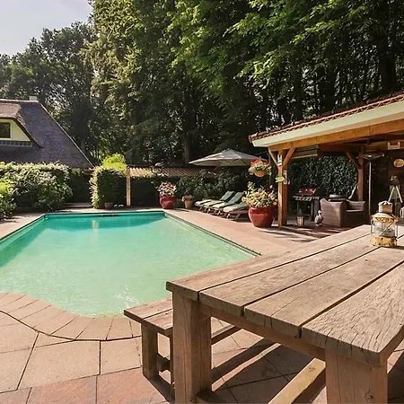Villa-Lila-Mit-Pool Daire Bloemendaal